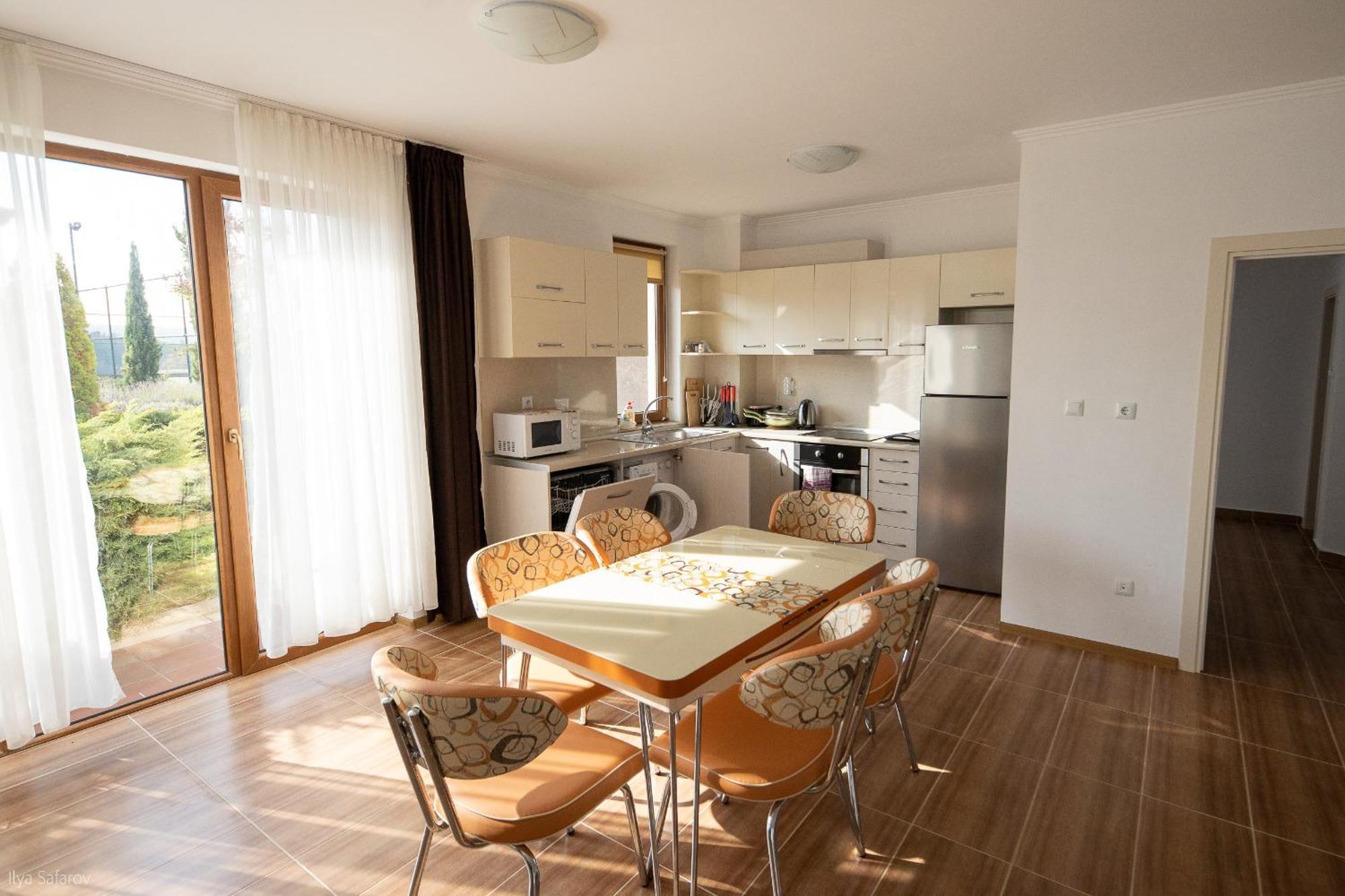Villas In Complex Trakiyskiy Bryag 洛泽内茨 外观 照片