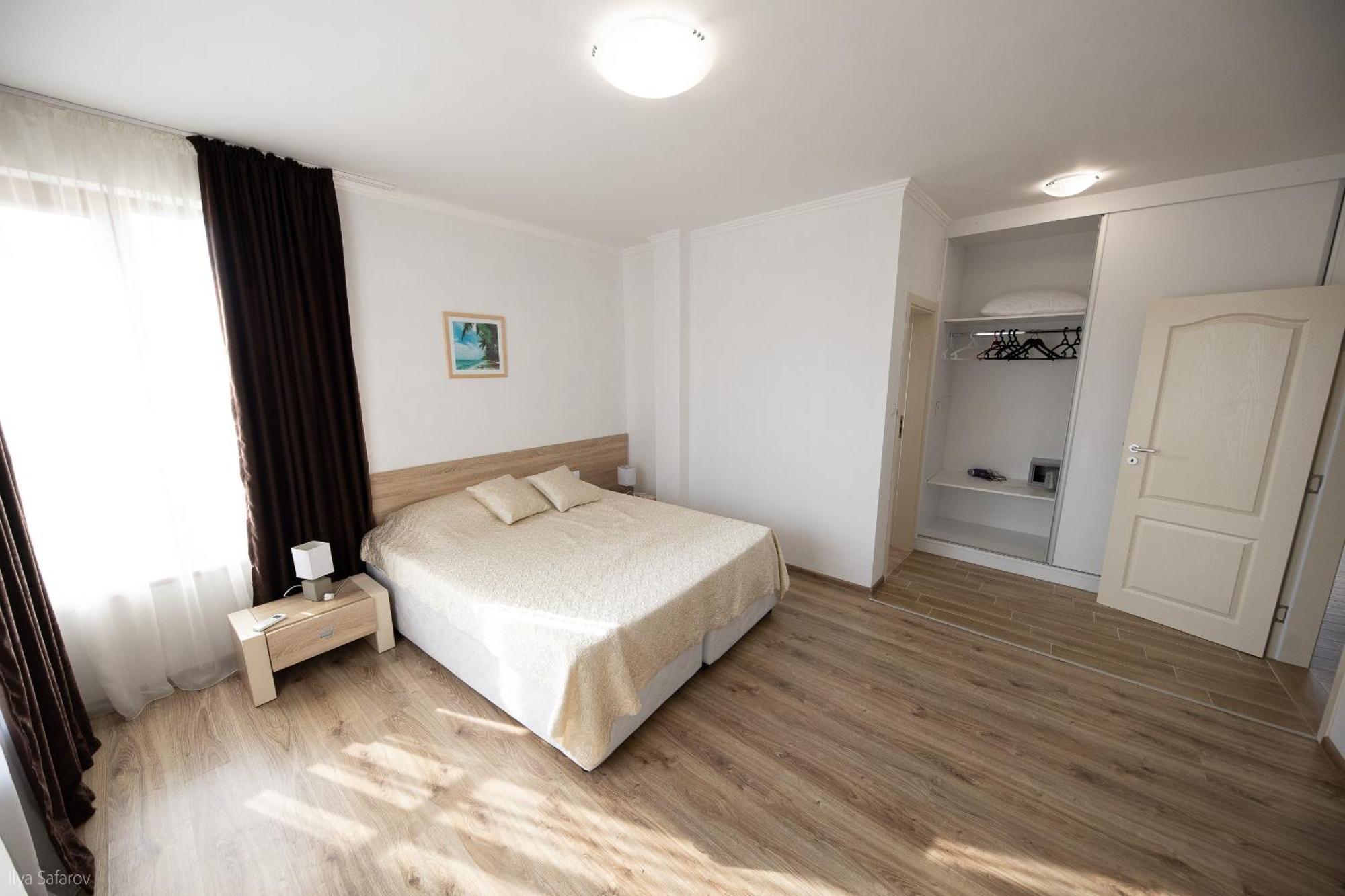 Villas In Complex Trakiyskiy Bryag 洛泽内茨 外观 照片