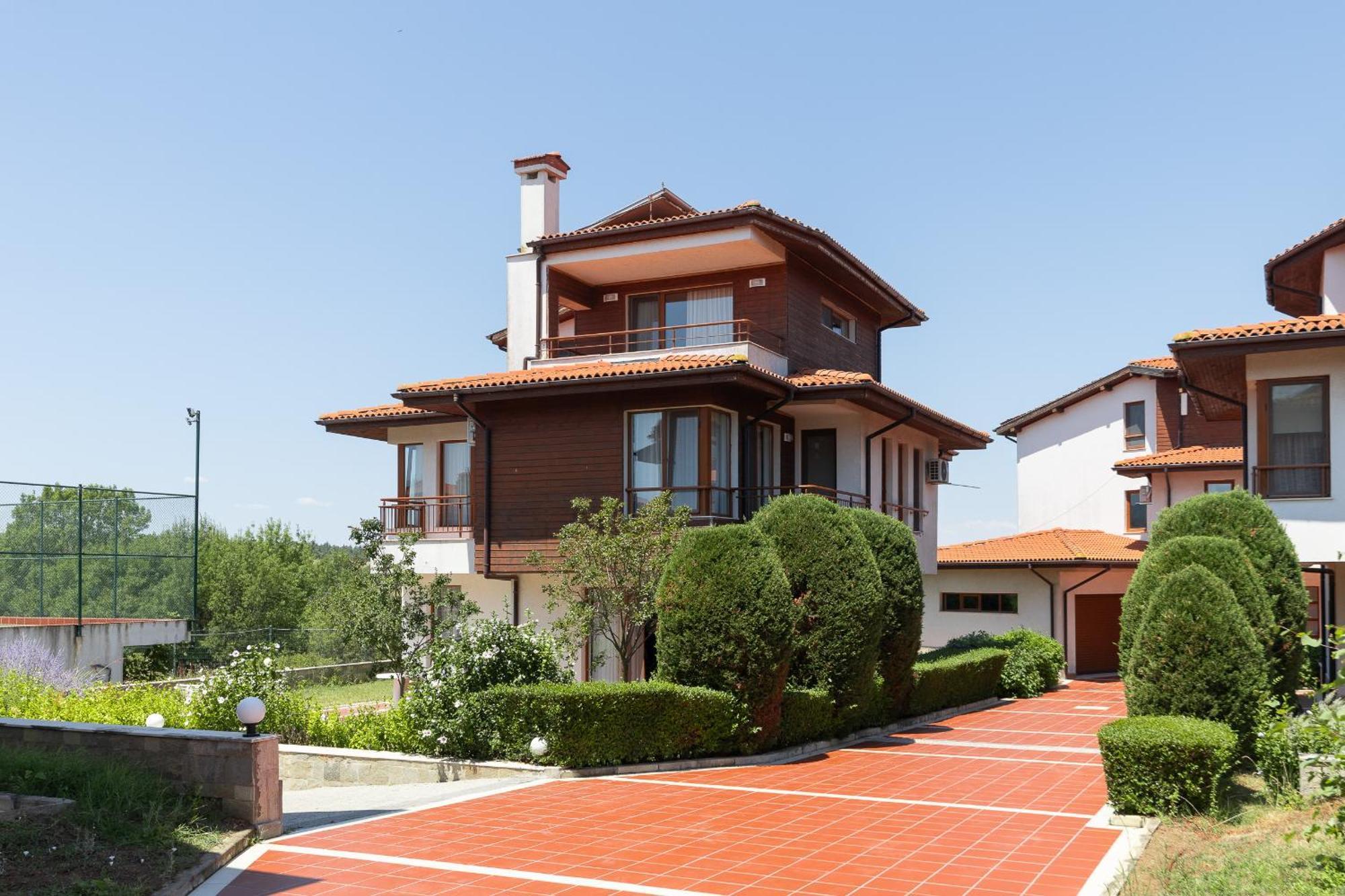 Villas In Complex Trakiyskiy Bryag 洛泽内茨 外观 照片