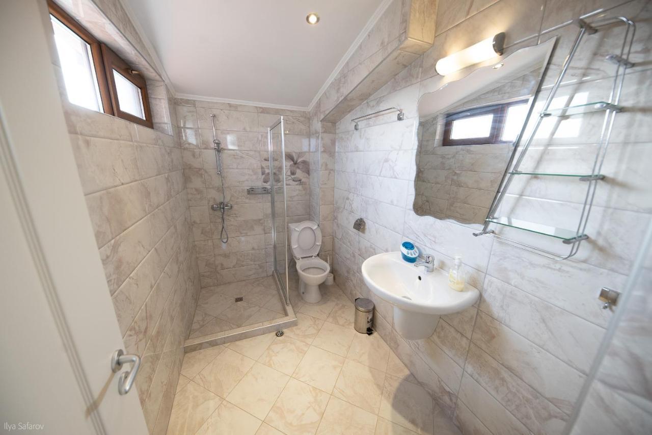 Villas In Complex Trakiyskiy Bryag 洛泽内茨 外观 照片