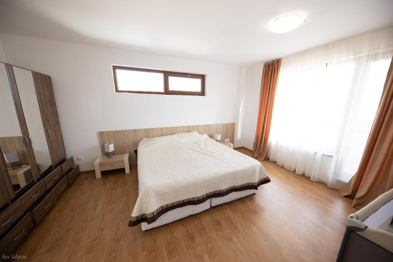 Villas In Complex Trakiyskiy Bryag 洛泽内茨 外观 照片